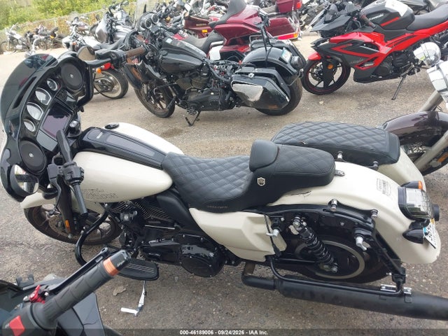 Harley-Davidson Flhxst 2023 1HD1ABL14PB607677 Image 13