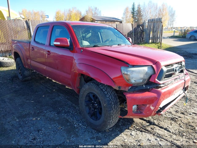 2015 Toyota Tacoma Base V6 მანქანა იყიდება აუქციონზე, vin: 5TFMU4FN8FX035983, აუქციონის ნომერი: 46189018