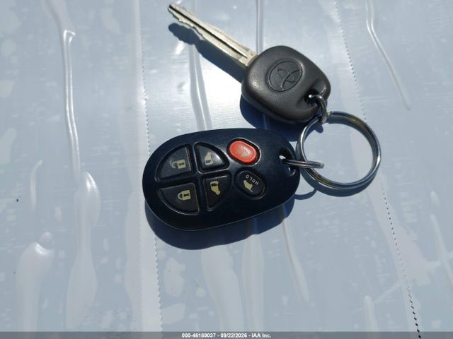 Продажа на аукционе авто 2008 Toyota Sienna Xle, vin: 5TDZK22C88S107682, номер лота: 46189037