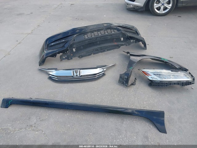 Продажа на аукционе авто 2017 Honda Accord Touring V6, vin: 1HGCR3F91HA020601, номер лота: 46189110