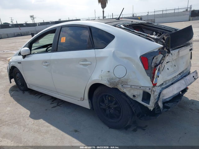 Toyota Prius Two 2015 JTDKN3DU6F0463570 Image 15