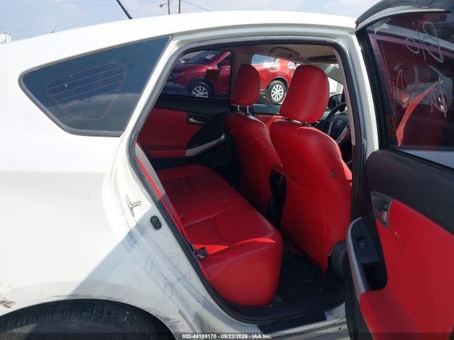 Toyota Prius Two 2015 JTDKN3DU6F0463570 Image 8