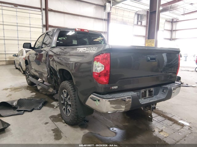 46189277 :رقم المزاد ، 5TFUY5F14HX669690 vin ، 2017 Toyota Tundra Sr5 5.7l V8 مزاد بيع