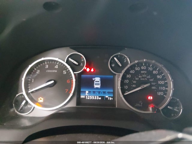 46189277 :رقم المزاد ، 5TFUY5F14HX669690 vin ، 2017 Toyota Tundra Sr5 5.7l V8 مزاد بيع