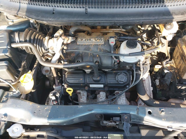 Продажа на аукционе авто 2006 Chrysler Town & Country Limited, vin: 2A4GP64LX6R771995, номер лота: 46189281