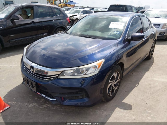 46189296 :رقم المزاد ، 1HGCR2F32HA130594 vin ، 2017 Honda Accord Lx مزاد بيع