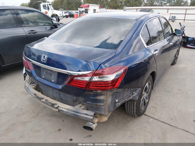 46189296 :رقم المزاد ، 1HGCR2F32HA130594 vin ، 2017 Honda Accord Lx مزاد بيع