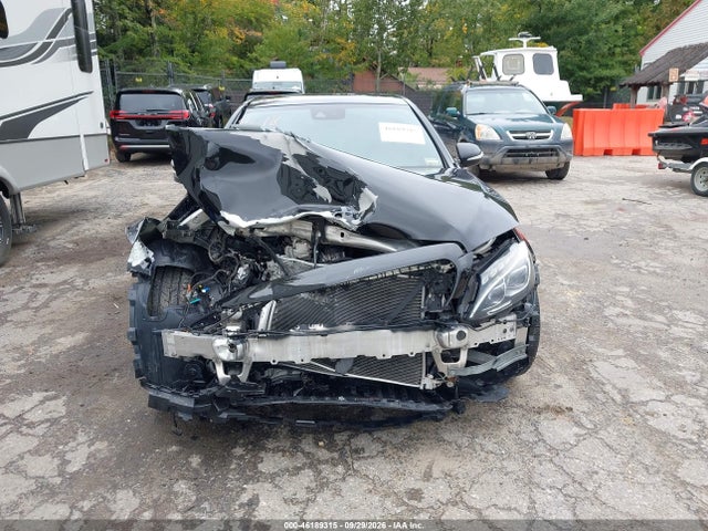 46189315 :رقم المزاد ، 55SWF6GB7FU028521 vin ، 2015 Mercedes-benz C 400 4matic مزاد بيع