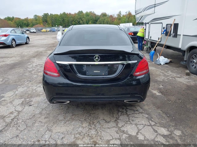 46189315 :رقم المزاد ، 55SWF6GB7FU028521 vin ، 2015 Mercedes-benz C 400 4matic مزاد بيع