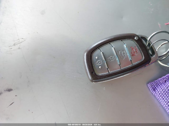 Aukcja sprzedaży 2017 Hyundai Sonata Hybrid Se, vin: KMHE24L3XHA064321, numer aukcji: 46189319