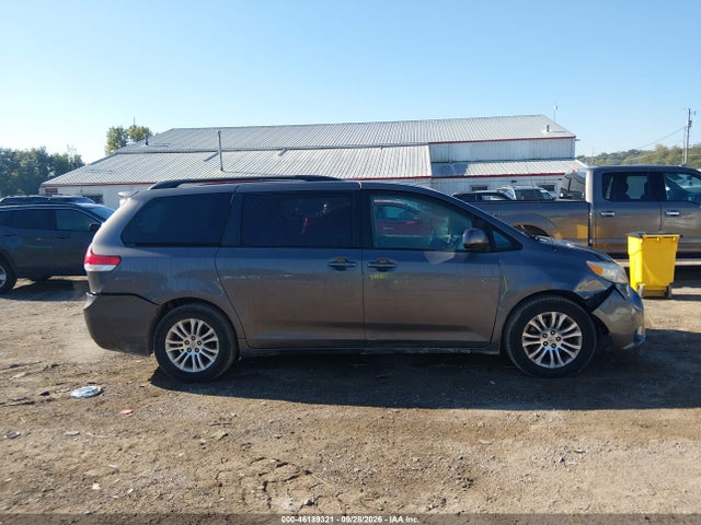 Aukcja sprzedaży 2013 Toyota Sienna Xle, vin: 5TDYK3DC2DS329997, numer aukcji: 46189321