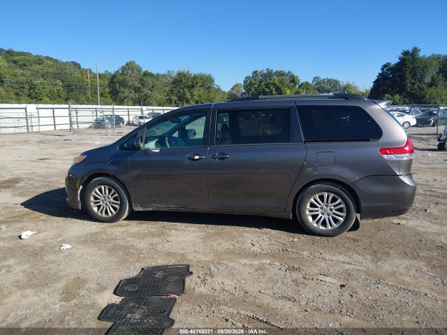 Aukcja sprzedaży 2013 Toyota Sienna Xle, vin: 5TDYK3DC2DS329997, numer aukcji: 46189321