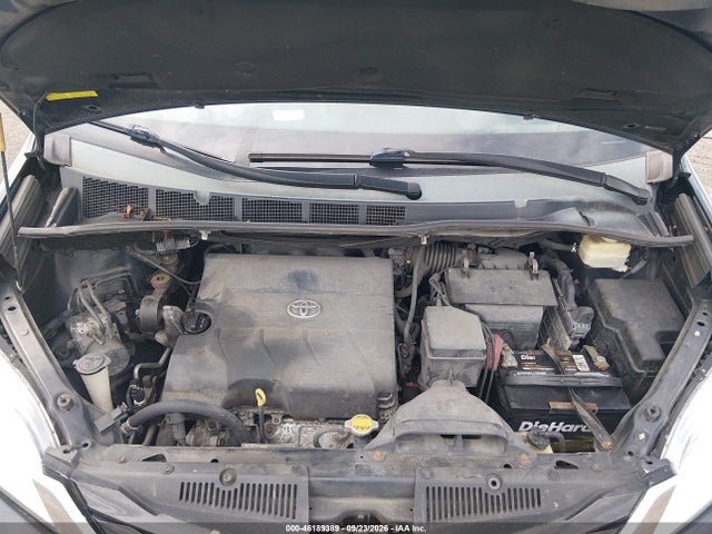 46189389 :رقم المزاد ، 5TDKK3DC0FS590733 vin ، 2015 Toyota Sienna Le مزاد بيع