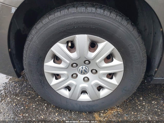46189454 :رقم المزاد ، 2V4RW4D10AR324689 vin ، 2010 Volkswagen Routan S مزاد بيع