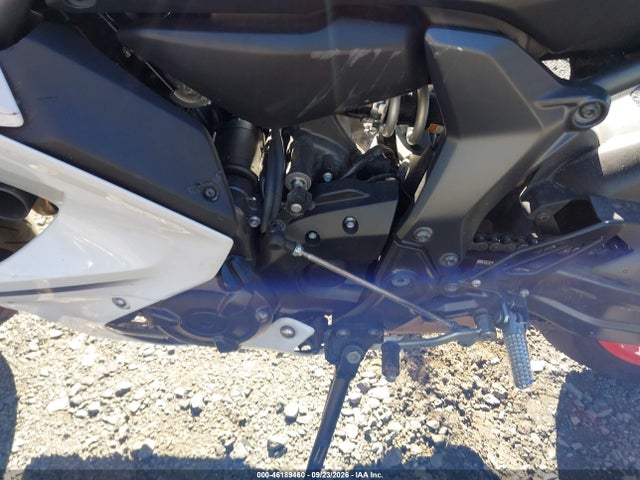 2023 Yamaha Yzfr7 მანქანა იყიდება აუქციონზე, vin: JYARM38E4PA004761, აუქციონის ნომერი: 46189460
