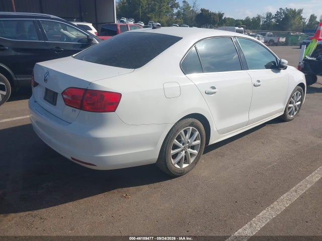 2014 Volkswagen Jetta 1.8t Se მანქანა იყიდება აუქციონზე, vin: 3VWD17AJ5EM375317, აუქციონის ნომერი: 46189477