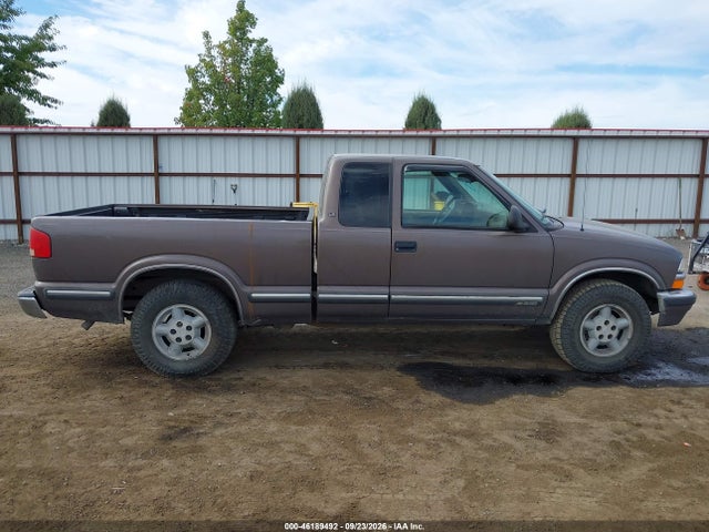 Продажа на аукционе авто 1998 Chevrolet S-10 Ls, vin: 1GCDT19X0W8139408, номер лота: 46189492