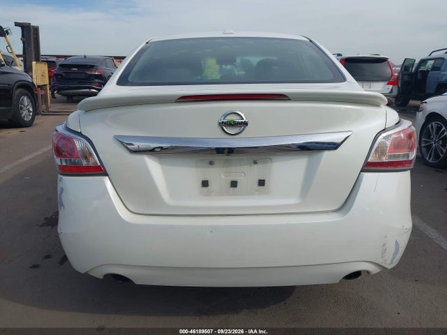 2015 Nissan Altima 2.5 S მანქანა იყიდება აუქციონზე, vin: 1N4AL3AP1FC442128, აუქციონის ნომერი: 46189507