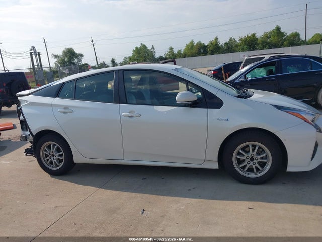 Toyota Prius Two 2017 JTDKBRFU5H3047293 Image 14