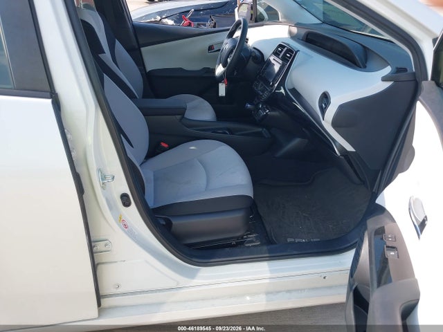 Toyota Prius Two 2017 JTDKBRFU5H3047293 Image 5