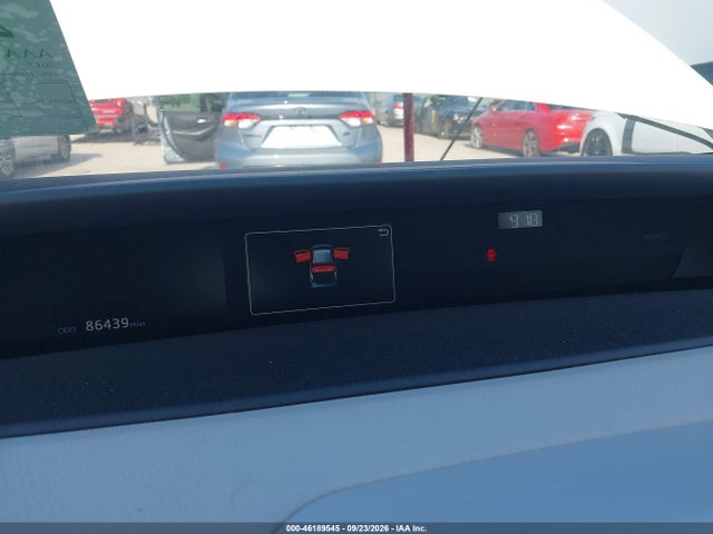 Toyota Prius Two 2017 JTDKBRFU5H3047293 Image 7