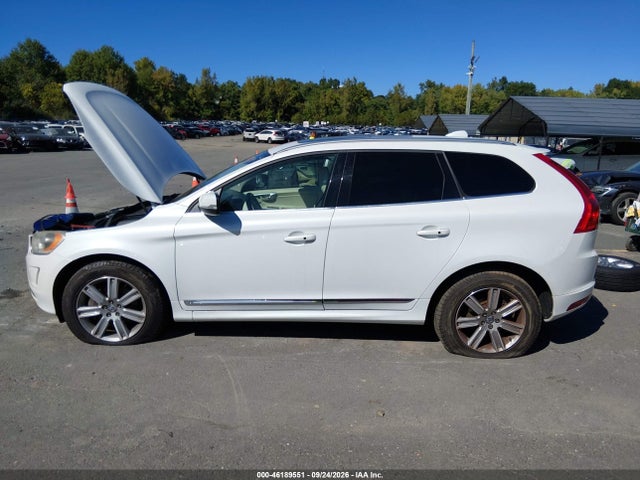 2016 Volvo Xc60 T6 მანქანა იყიდება აუქციონზე, vin: YV4902RK0G2781363, აუქციონის ნომერი: 46189551