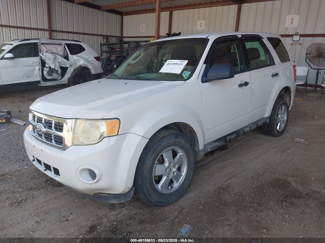 46189633 :رقم المزاد ، 1FMCU0C72BKA39590 vin ، 2011 Ford Escape Xls مزاد بيع