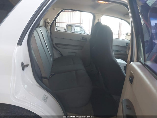 46189633 :رقم المزاد ، 1FMCU0C72BKA39590 vin ، 2011 Ford Escape Xls مزاد بيع