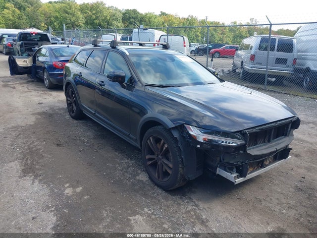 Продажа на аукционе авто 2018 Volvo V90 Cross Country T5, vin: YV4102NK8J1027157, номер лота: 46189705