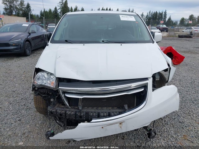 2C4RC1BG2GR292748 Chrysler Town &amp; Country Touring