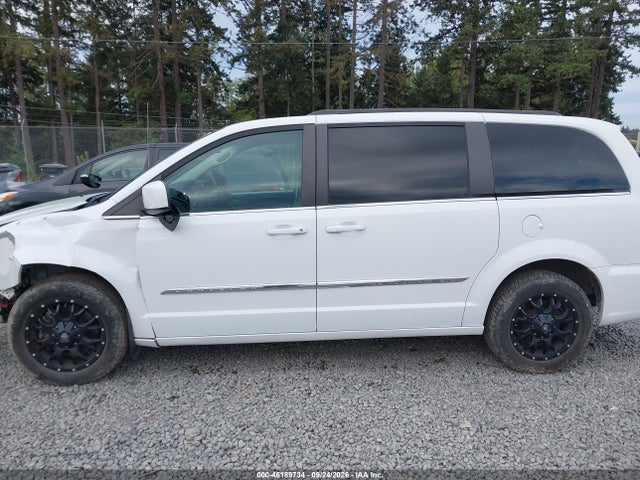 2C4RC1BG2GR292748 Chrysler Town &amp; Country Touring