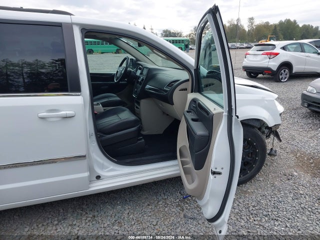 2C4RC1BG2GR292748 Chrysler Town &amp; Country Touring