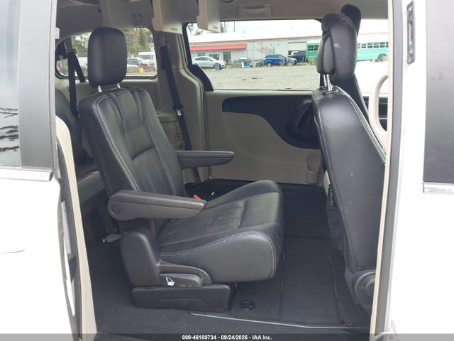 2C4RC1BG2GR292748 Chrysler Town &amp; Country Touring