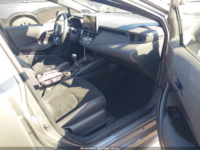 2025 Toyota Gr Corolla Premium Plus მანქანა იყიდება აუქციონზე, vin: JTNABAAE2SA021942, აუქციონის ნომერი: 46189814