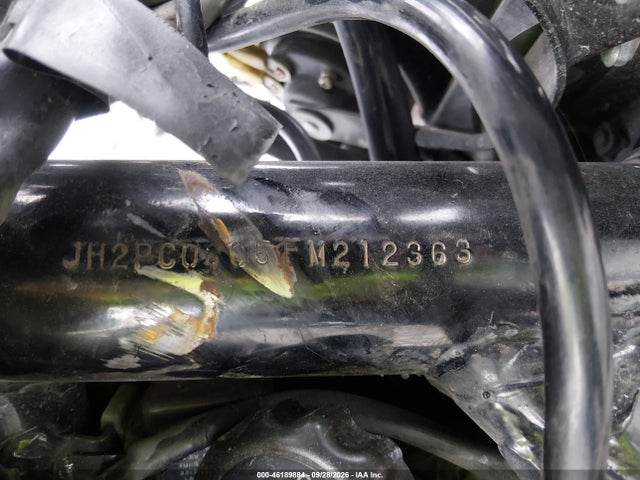 46189884 :رقم المزاد ، JH2PC0805FM212363 vin ، 1985 Honda Vt500 C مزاد بيع