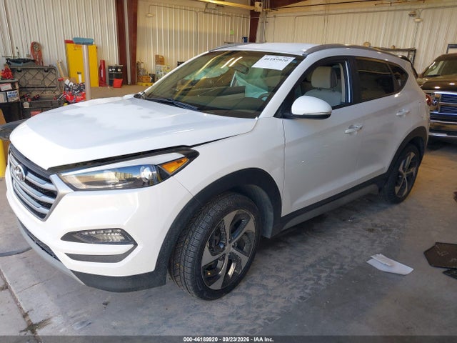KM8J3CAL1JU760773 Hyundai Tucson Sport