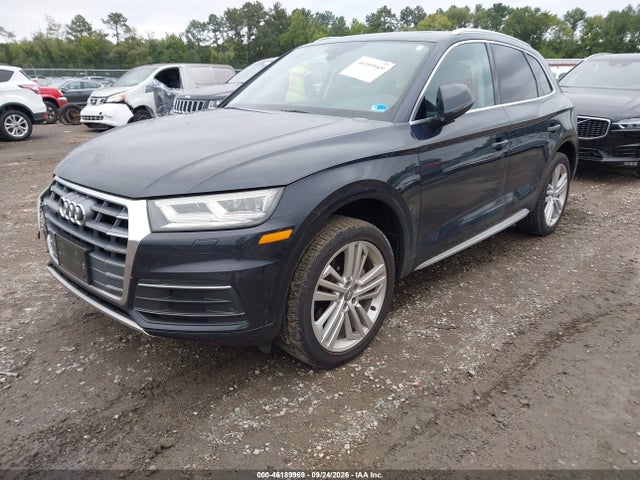 WA1BNAFY5K2131911 Audi Q5 45 Premium