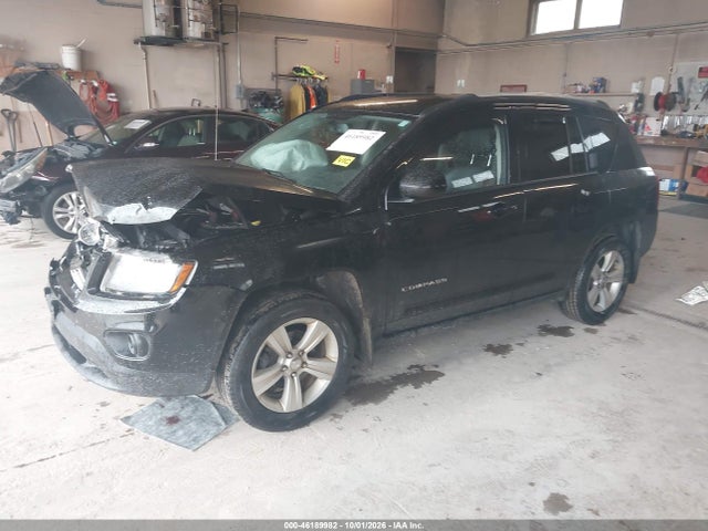 Jeep Compass Latitude 2016 1C4NJDEB1GD781103 Image 2