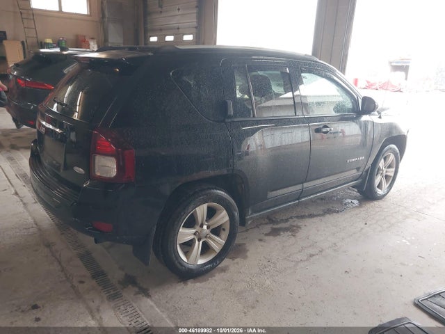 Jeep Compass Latitude 2016 1C4NJDEB1GD781103 Image 4