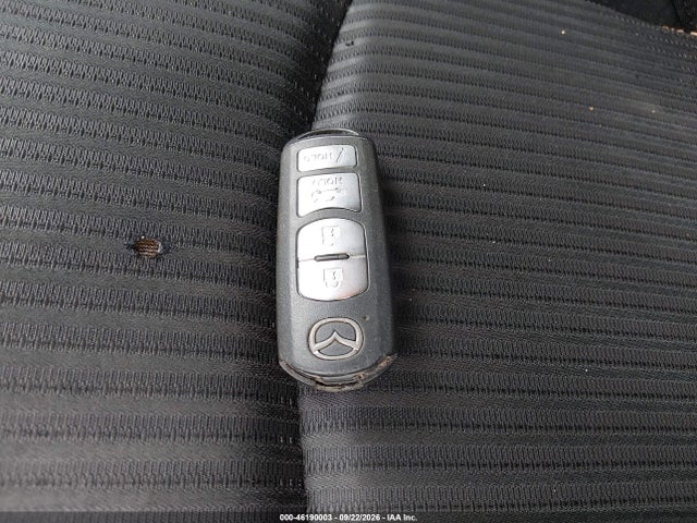 Продажа на аукционе авто 2016 Mazda Mazda3 I Sport, vin: JM1BM1U70G1305934, номер лота: 46190003