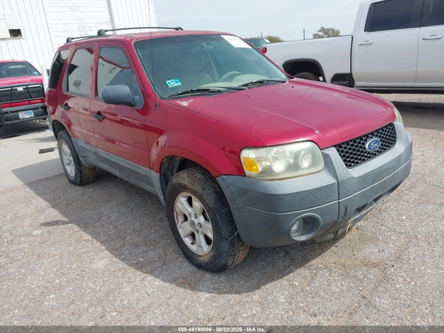 46190006 :رقم المزاد ، 1FMYU93185KD17953 vin ، 2005 Ford Escape Xlt مزاد بيع