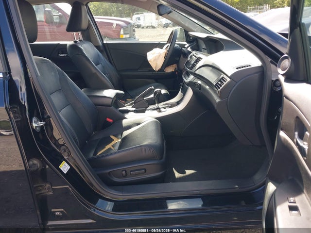 46190081 :رقم المزاد ، 1HGCR2F86EA048200 vin ، 2014 Honda Accord Ex-l مزاد بيع