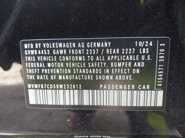 2024 Volkswagen Golf R 2.0t მანქანა იყიდება აუქციონზე, vin: WVWFB7CD5RW232812, აუქციონის ნომერი: 46190159
