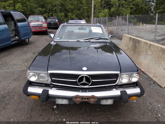 46190168 :رقم المزاد ، WDBBA48D4JA075718 vin ، 1988 Mercedes-benz 560 Sl مزاد بيع
