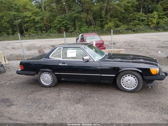 46190168 :رقم المزاد ، WDBBA48D4JA075718 vin ، 1988 Mercedes-benz 560 Sl مزاد بيع