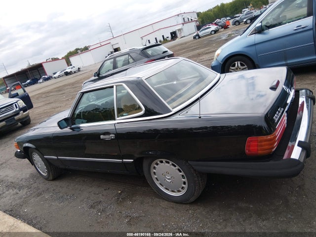 46190168 :رقم المزاد ، WDBBA48D4JA075718 vin ، 1988 Mercedes-benz 560 Sl مزاد بيع