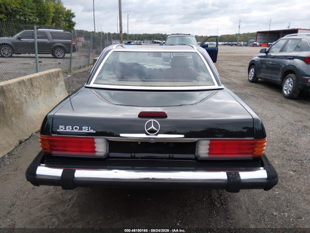 46190168 :رقم المزاد ، WDBBA48D4JA075718 vin ، 1988 Mercedes-benz 560 Sl مزاد بيع