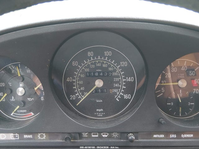 46190168 :رقم المزاد ، WDBBA48D4JA075718 vin ، 1988 Mercedes-benz 560 Sl مزاد بيع