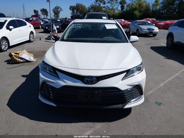 Toyota CAMRY LE 2024 4T1C11AK2RU212853 Image 12