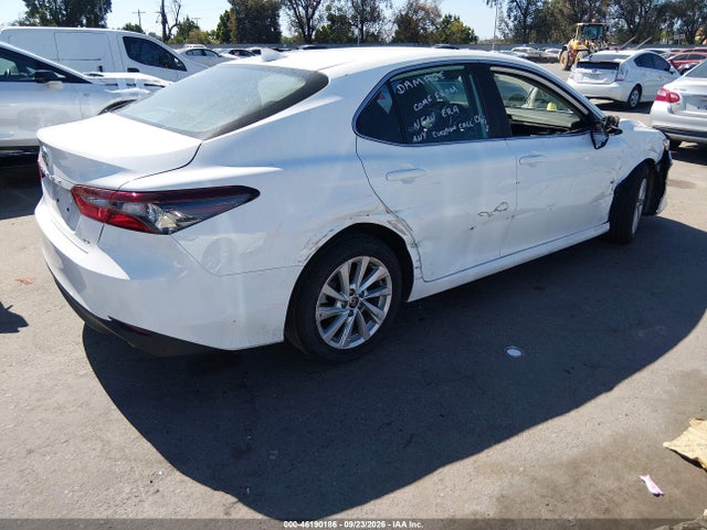 Toyota CAMRY LE 2024 4T1C11AK2RU212853 Image 4